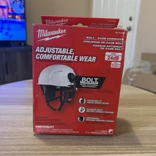MILWAUKEE - 24dB EARMUFFS 48-73-3250 BOLT Adjustable Comfortable - NEW IN BOX