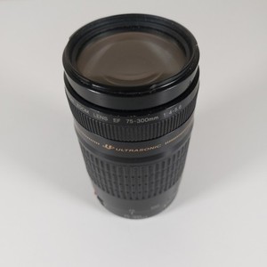 Canon EOS EF 75-300mm 1:4-5.6 II Ultrasonic (USM) Full Frame camera Lens