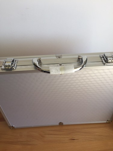 Mah Jong game 144 tiles 2 blanks MahJong Set In Metal Case. New Open Box - Picture 4 of 12