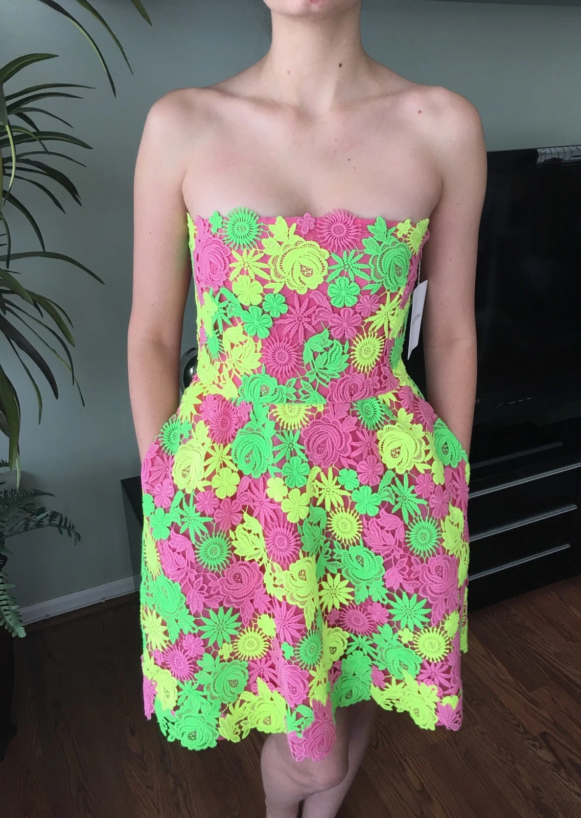 Abito vestito sexy cocktail pizzo floreale nuovo VALENTINO Guipure taglia 38 2 4 $6.685