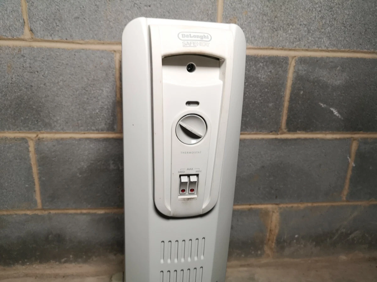 DELONGHI ROOM HEATER WITH EASY WHEELS | eBay