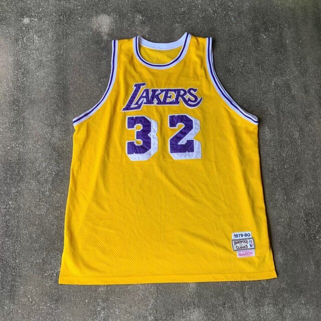 Mitchell and Ness Hardwood Classics 1979- 80 Magic Johnson Lakers