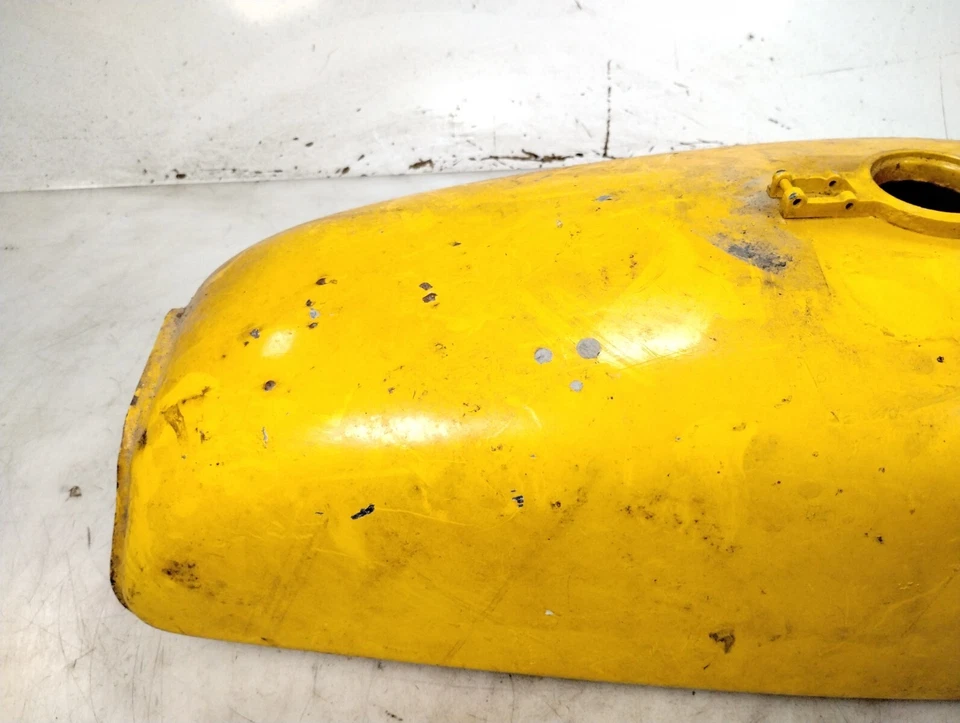 73 74 75 Yamaha RD350 RD250 Gas Fuel Tank - Imagem 4 de 4