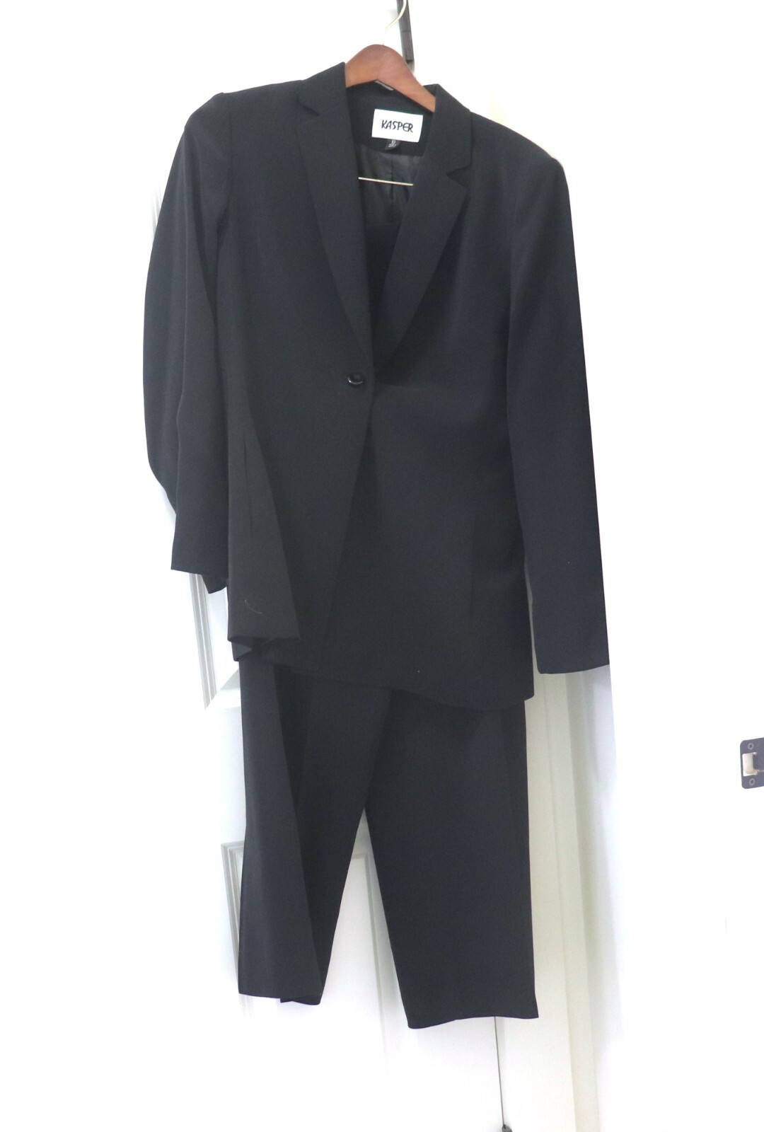 Kasper 2 Piece Pant Suit Women’s Size 10 One Button Blazer Black eBay