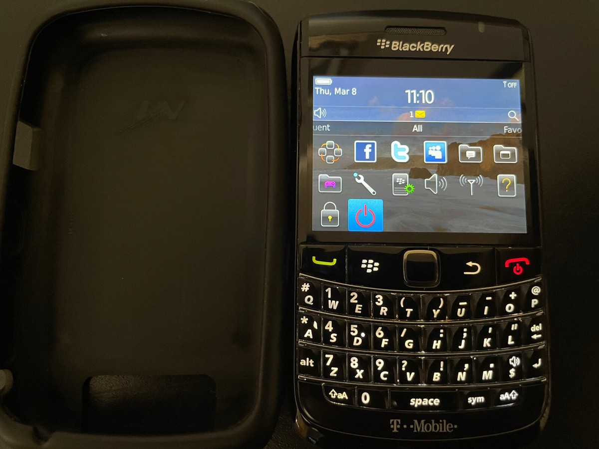 BlackBerry Bold 9780 ブラックベリー　★状態良いです★ ASCII.jp：BlackBerry Bold 9780の操作感は使い出したら戻れない