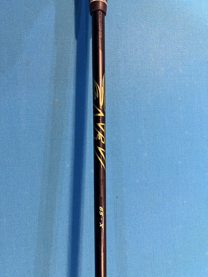 TaylorMade  M5 460 Golf Driver - Black/Silver 8.5 degree NV 65- X-stiff - Image 4 of 4