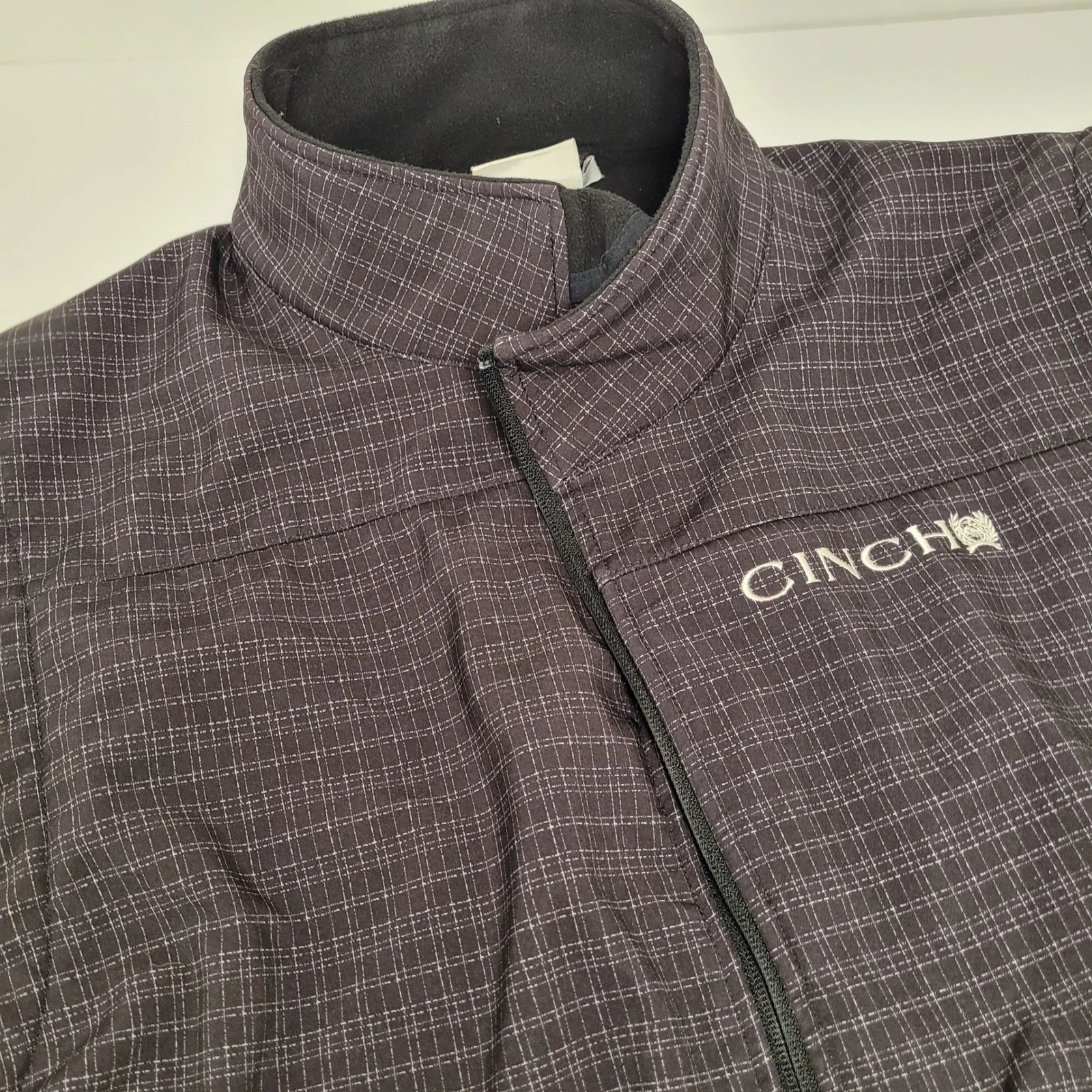 Cinch Softshell Vest Mens XXL Black Grid Pattern Fleece Lined Zip Up (read)
Opens in a new window or