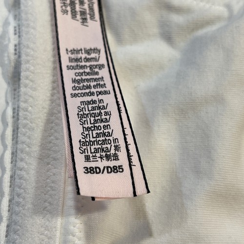 Victoria’s Secret 38 D T-Shirt Lightly Lined Demi. NWOT - Picture 8 of 8