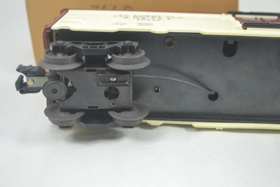 LIONEL POSTWAR 3662 MILK CAR, WHITE BOX, UNRUN-BOXED, 1960'S - Image 4 of 4