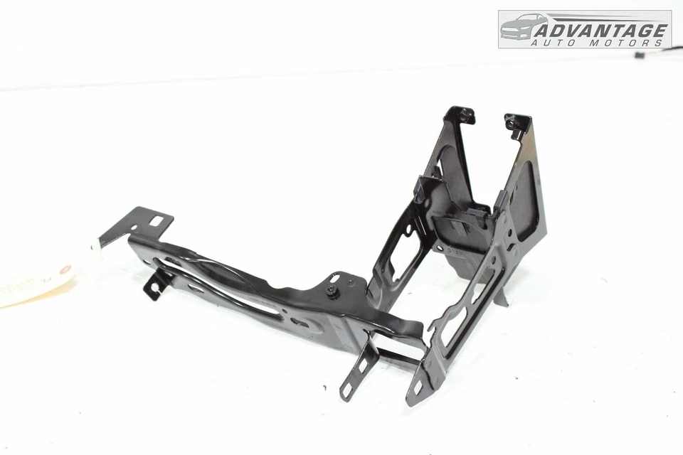 BMW 330E 2016-2018 soporte de montaje del radiador delantero izquierdo del lado del conductor OEM Foto 2 de 4
