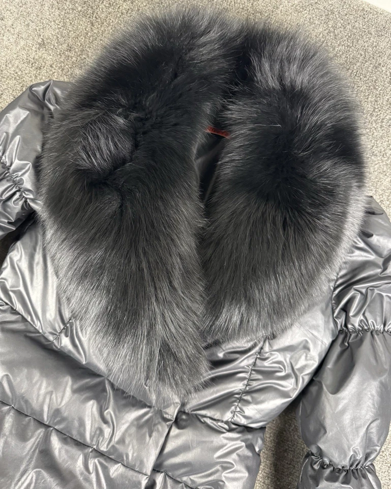 Abrigo acolchado de piel de zorro Alice + Olivia-para mujer mediano-negro-longitud media-relleno Foto 2 de 4