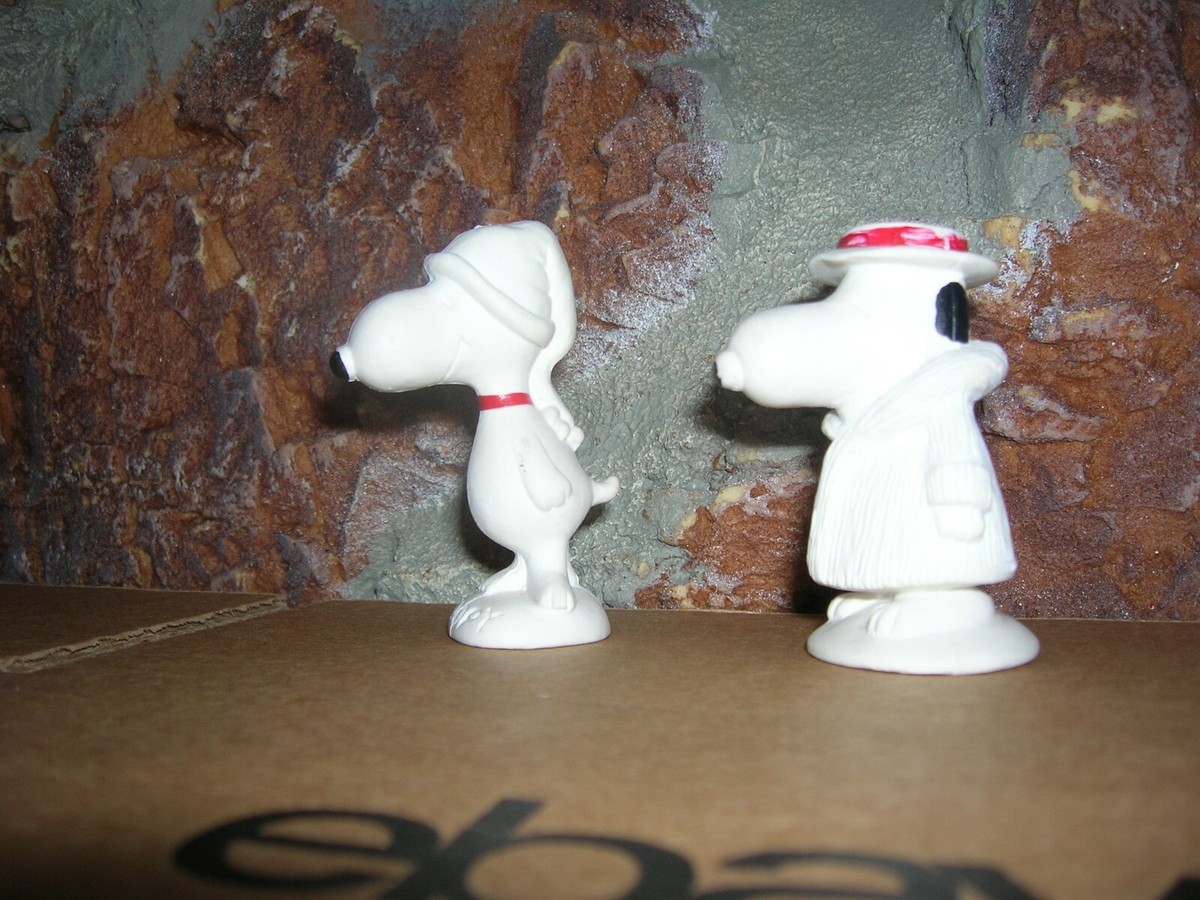 2 VINTAGE SNOOPY TOYS 1960'S RUBBER 2.5 INCH SNOOPY RACCOON COAT