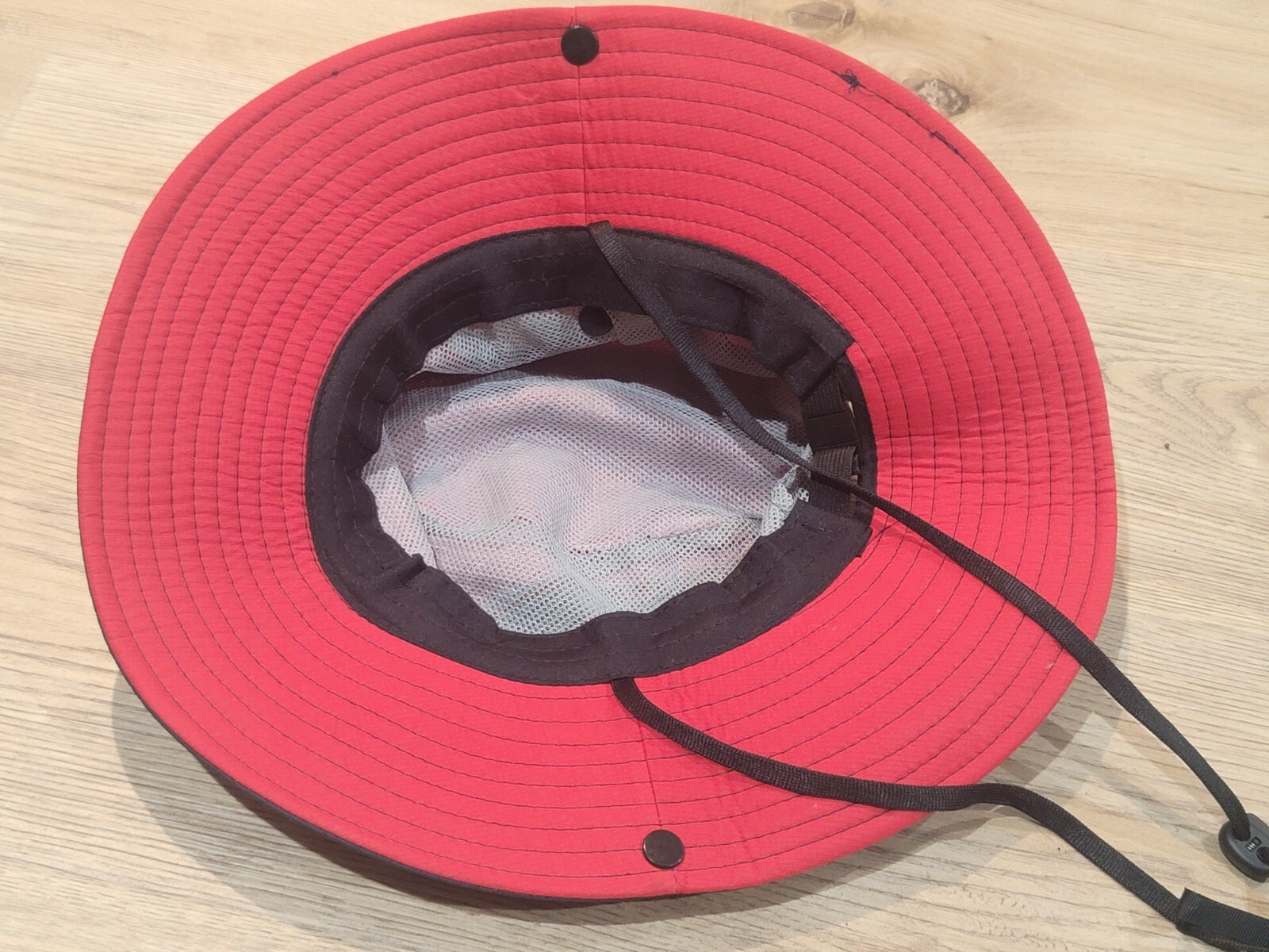 PONY Cappello a secchiello parasole tesa larga traspirante spiaggia regolabile apertura coda di cavallo