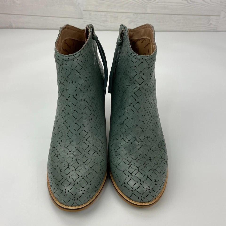 Botas de tacón al tobillo perforadas de cuero azul/verde Fossil talla 8🩷 Foto 2 de 4