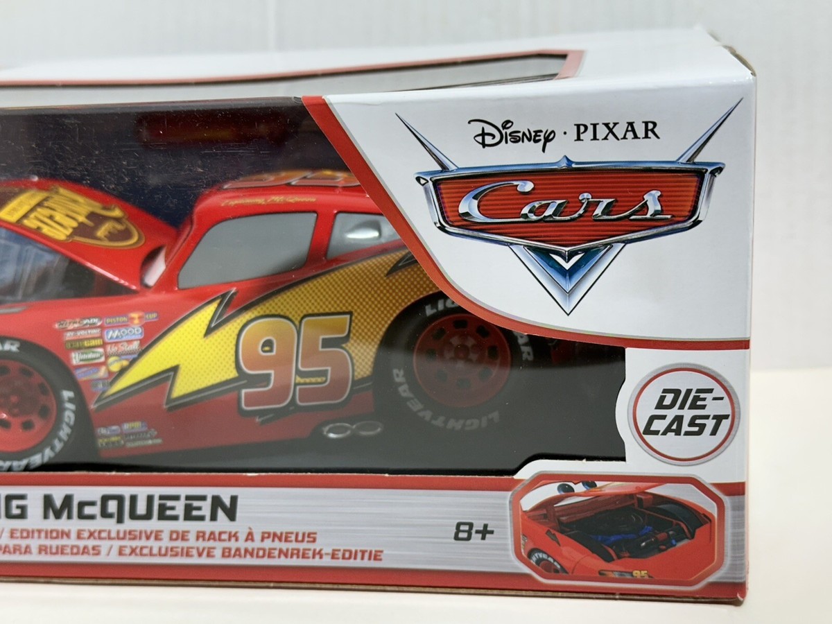 JADA DISNEY PIXAR CARS LIGHTNING MCQUEEN 1/24 DIECAST with TIRE