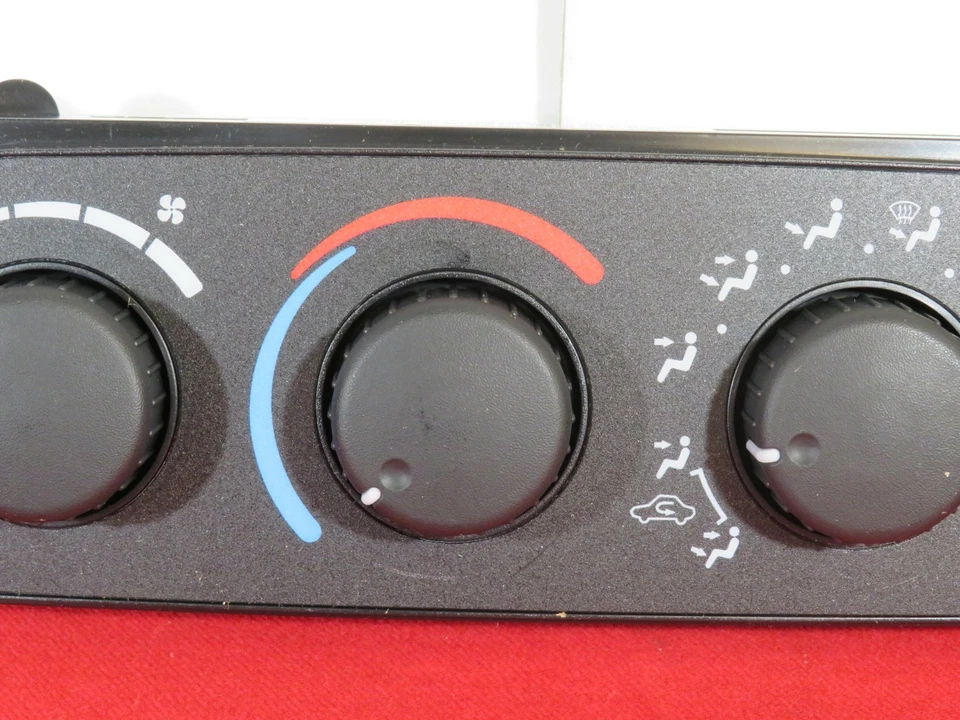 Unidad de control del cabezal de control del calentador de aire acondicionado Dodge Ram Dakota NUEVO OEM MOPAR Foto 3 de 4