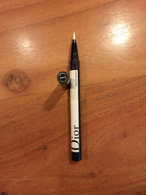 Dior Diorshow On Stage Liner Waterproof Liquid Eyeliner 001 Matte White