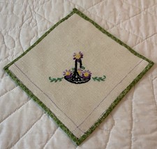 Vintage Table Topper Quilt, Accent Quilt, Flower Basket Embroidery Design
