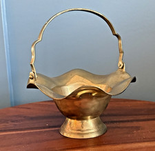 Vintage Brass Pedestal Basket Trinket Candy Scalloped Swing Handle India 7"