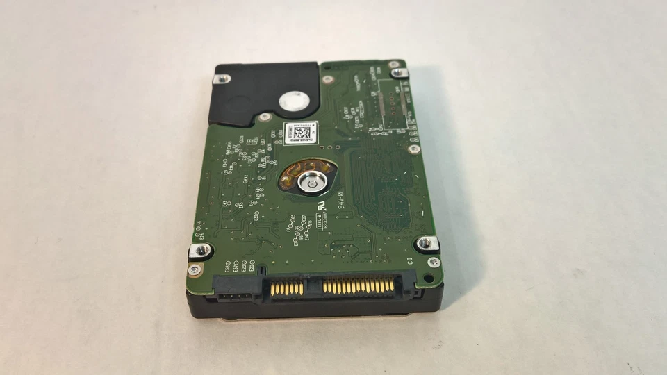 Lot of 2 Western Digital Cisco WD XE WD3001BKHG 300 GB SAS 2 2.5 in Server Drive - Image 3 of 3