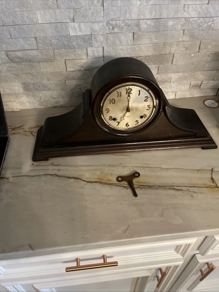 Gilbert 1807 Mantle Clock 21” de largura 9,5" de altura - Imagem 3 de 4
