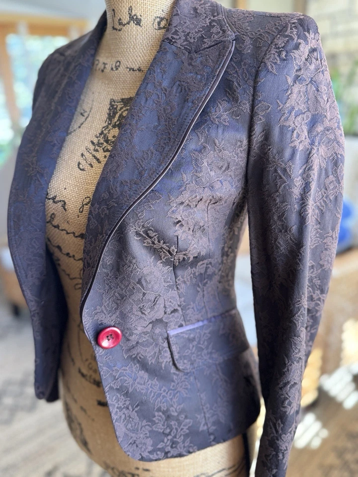 Jaqueta elegante damasco Bebe tamanho 2, forrada, marrom - Imagem 4 de 4