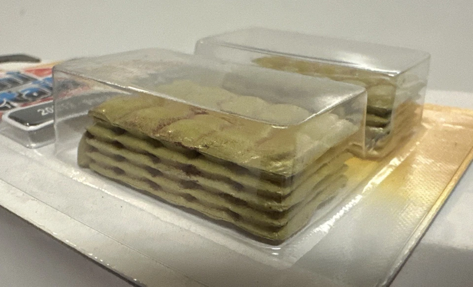 Mini Details HO Scale Stacked 50 Pound Sacks Load #20213 - Image 4 of 4