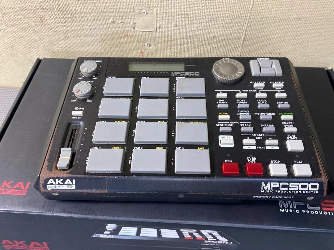 Akai MPC500 Memory Music Production Sampler & Sequencer