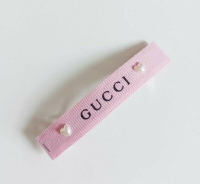 Authentic Gucci black and pink grosgrain ribbon heart pearl  display picture 3