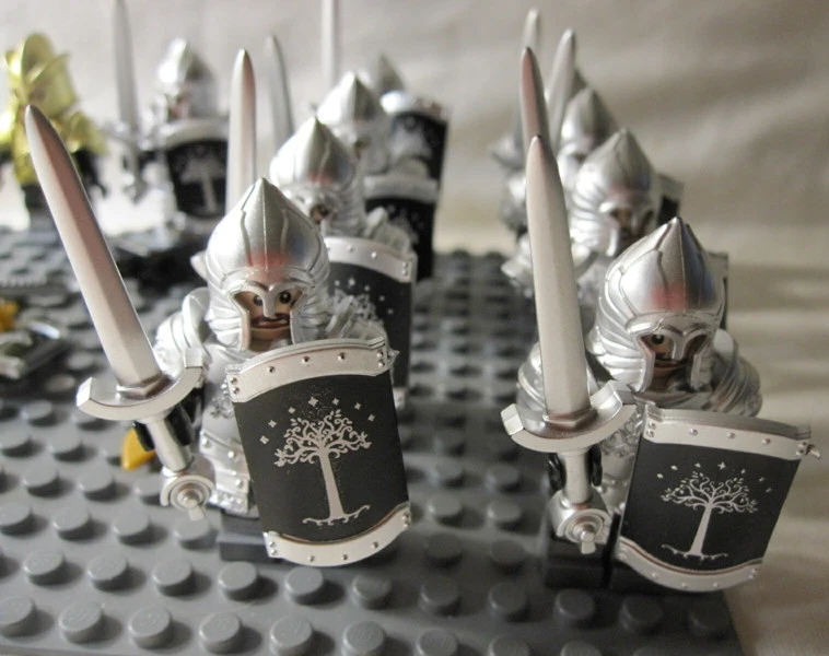 Lego Lord of the Rings Knights Battle Army Huge Lot of 19 Set King Accessories - Image 2 of 4