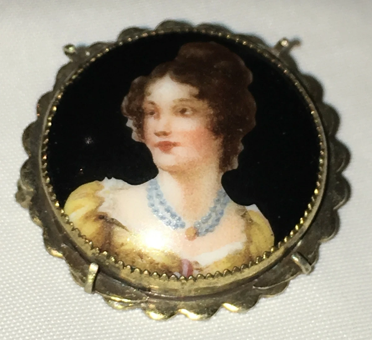 Antique Victorian Cameo Portrait Brooch Hand Painted Porcelain