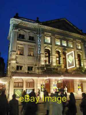 Photo 6x4 Noel Coward Theatre London A welcoming sight on a cold evening, c2010