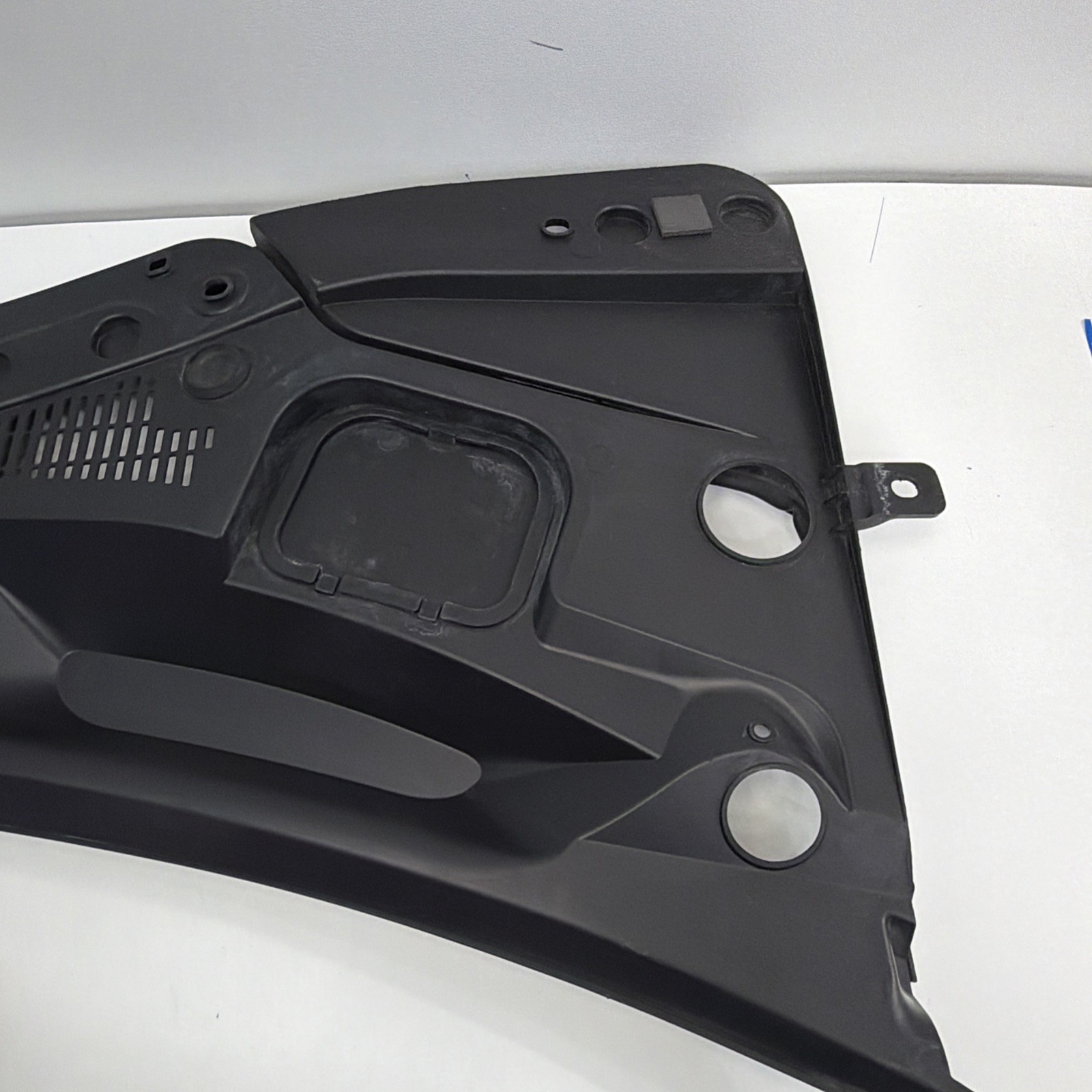 🟢2014-2021 MASERATI QUATTROPORTE FRONT WINDSHIELD WIPER COWL VENT COVER PANEL🟢