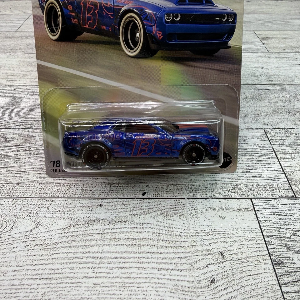 Coche físico Dodge Challenger SRT Demon Hot Wheels NFTG Garage Series 6 '18 Foto 4 de 4