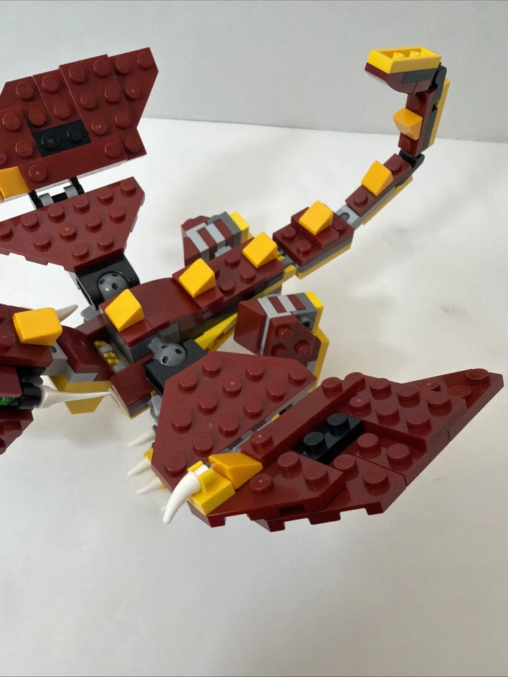 LEGO Creator 3-in-1 Set #31073 - Mythical  Creatures - 100% Complete - No Manual - Image 4 of 4