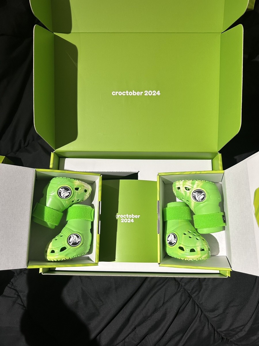 Limited Edition Crocs Pet Dog Boots Green Slime Size M Medium In