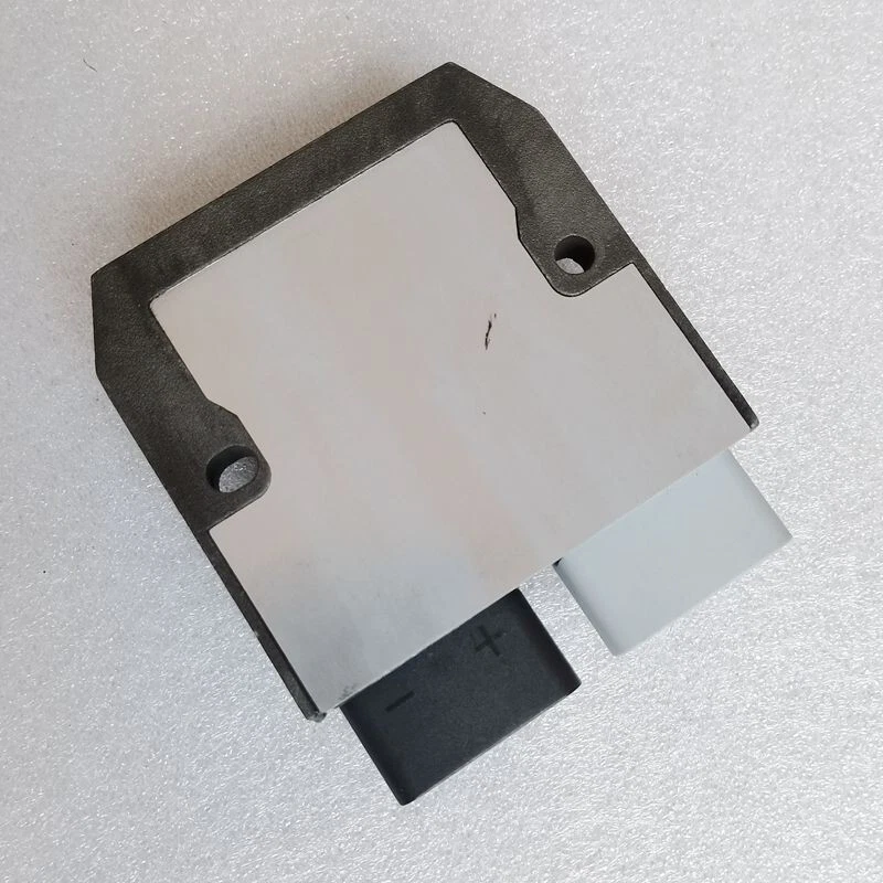 Regulador Rectificador Voltaje para BMW R1200GS R1200R R1200RS R1200RT S1000R 12-18 Foto 4 de 4