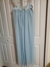 Vtg new Iris Light Baby Blue Sleeveless Nightgown size 10-12, bottom needs wash