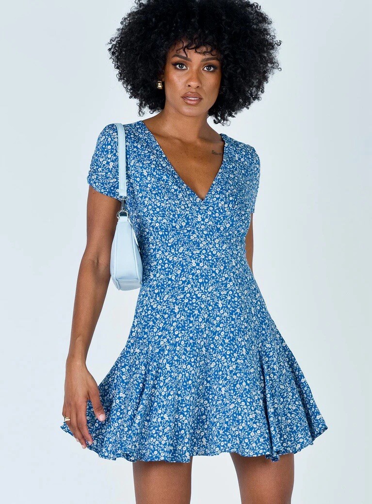 Princess Polly Blue Flower Dress Strapless Dress Princess Polly Blue Flower Dress The Sting Mini Princess Polly Blue Flower Dress Strapless Dress Princess Polly Blue Flower Dress The Sting Mini