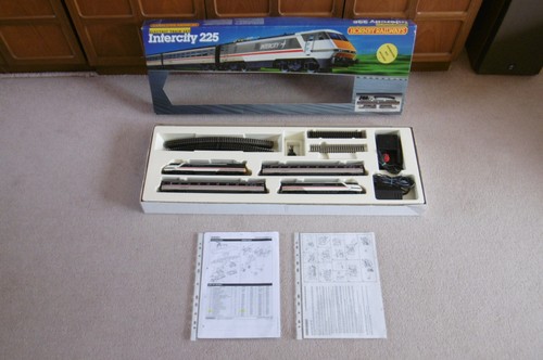 HORNBY RAILWAYS OO GAUGE R696 INTER CITY 225 TRAIN SET BOXED Early 1990's RARE