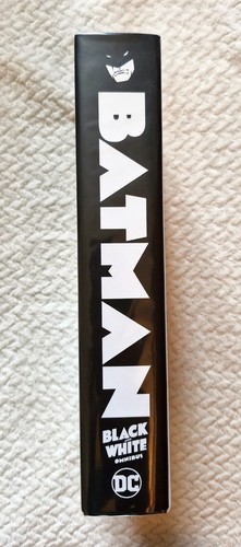 Batman: Black And White Omnibus (2019, Hardback) Very Good Condition - Picture 2 of 8