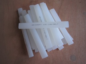 OVAL GLUE STICKS RAPID MELT LOW TEMPERATURE EG130 FOR ROCAFIX EG80