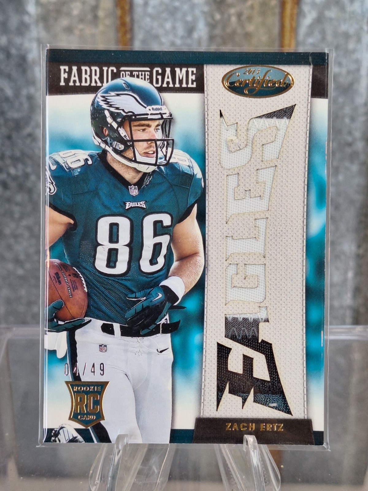Zach Ertz Panini Totally Certified Certified Future Signature Material #40 Prime