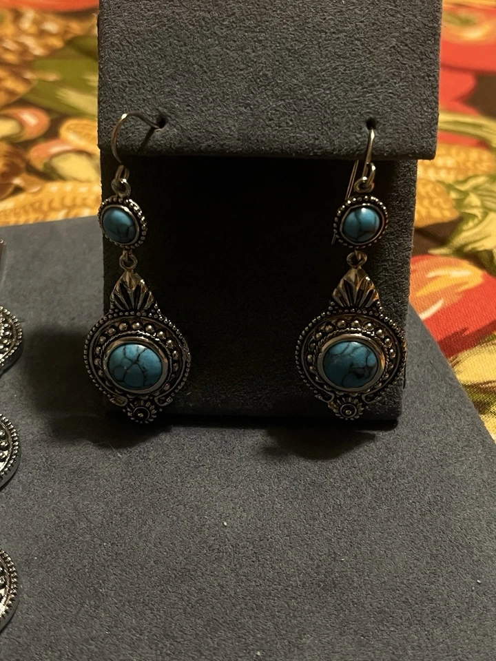 Genuine Turquoise And Stainless Steel Jewelry Set- Necklace, Bracelet, And More! - Image 3 of 4