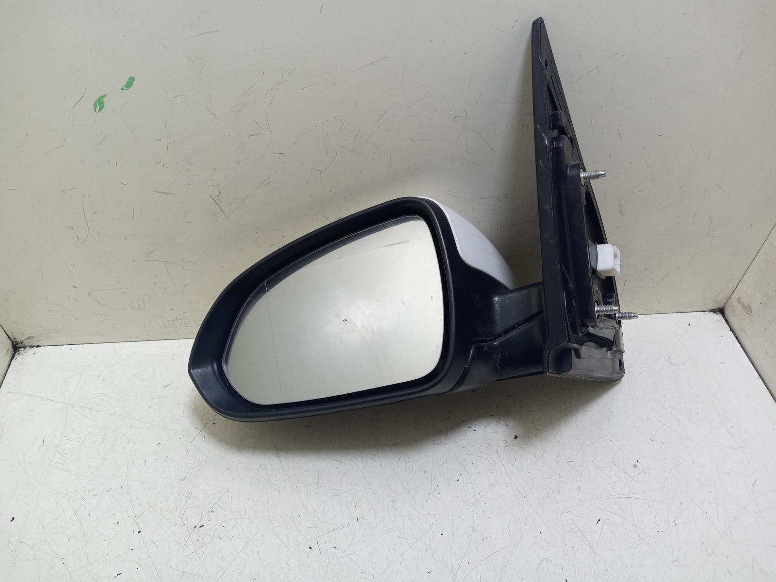 SPECCHIETTO RETROVISORE SINISTRO PER KIA Stonic Serie 049725 (17>)