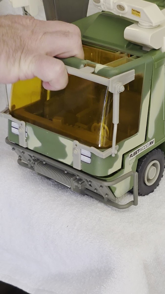 Jenner/Habro Jurassic Park Lost World Mobile Command Center