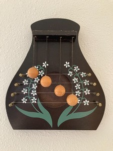 Vintage Hand Painted Wood Door Harp Chime 4 String Floral Daisies 7 3/4" Tall