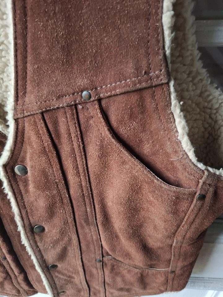 Chaleco de cuero genuino Challenger vintage para hombre marrón talla 42-44 forrado Sherpa Foto 4 de 4