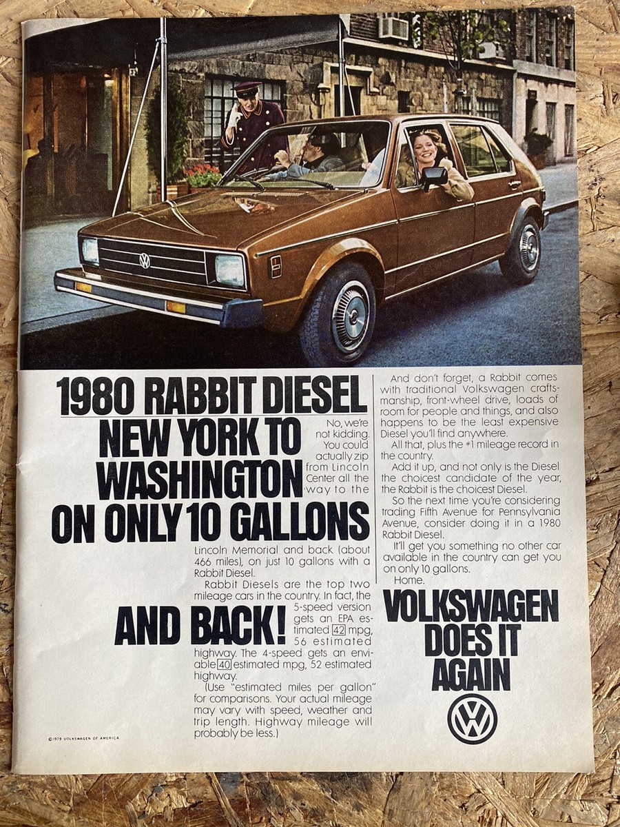 洋書 CLASSIC VOLKSWAGENS Volkswagen Beetle (1938) Review : The Timeless Classic That