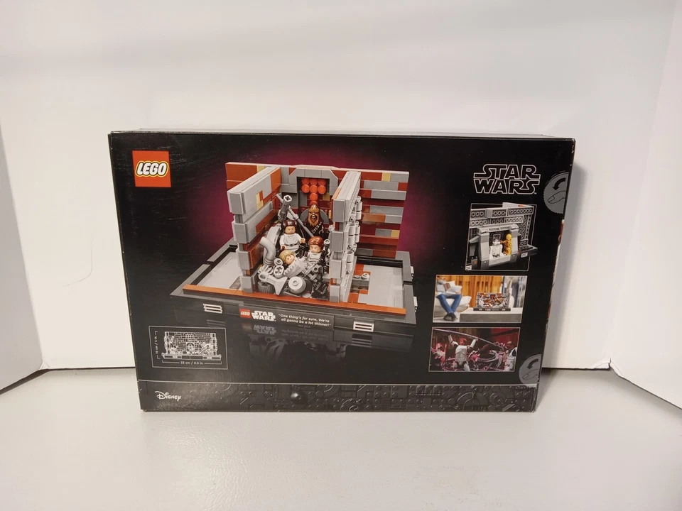 Lego Star Wars (75339) Death Star Trash Compactor - Diorama Collection Set - Image 3 of 3